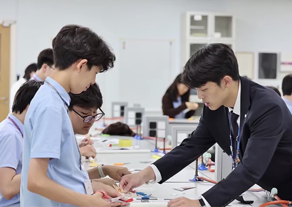 Rocketry Workshop with YAK